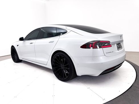 Used 2018 Tesla Model S 100D AWD/4WD image 15
