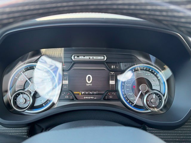 Used 2022 RAM 1500 Limited AWD/4WD image 11