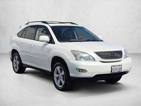 Used 2004 Lexus RX 330 AWD w/ Premium Plus Pkg image 3