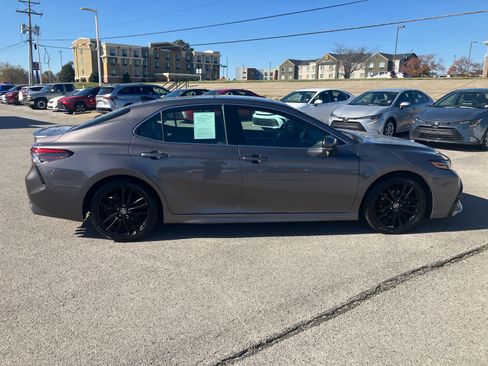 Used 2023 Toyota Camry XSE image 7