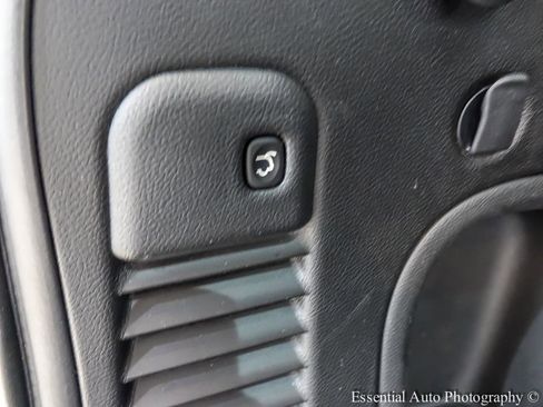 Used 2021 Jeep Grand Cherokee Laredo X image 29