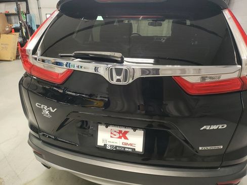Used 2018 Honda CR-V Touring image 20