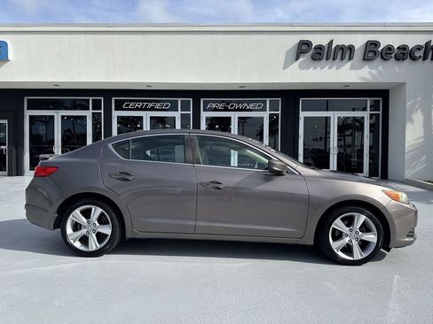 Used 2015 Acura ILX w/ Technology Package FWD image 23