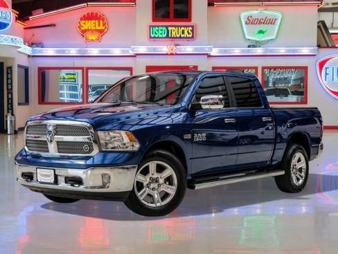 Used 2018 RAM 1500 Lone Star image 2