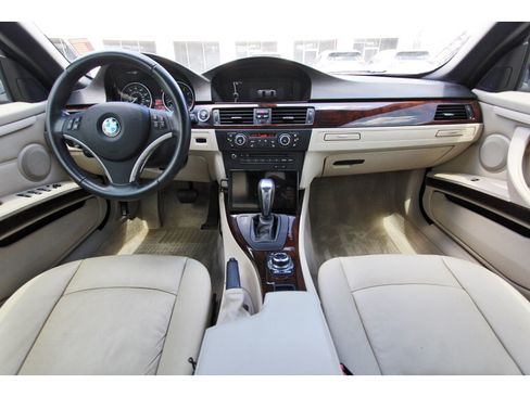 Used 2012 BMW 328i Convertible RWD image 10