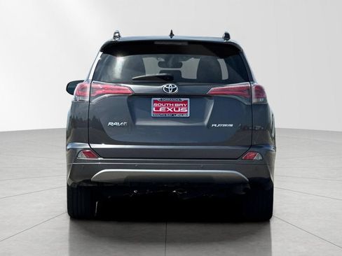 Used 2017 Toyota RAV4 Platinum FWD image 5