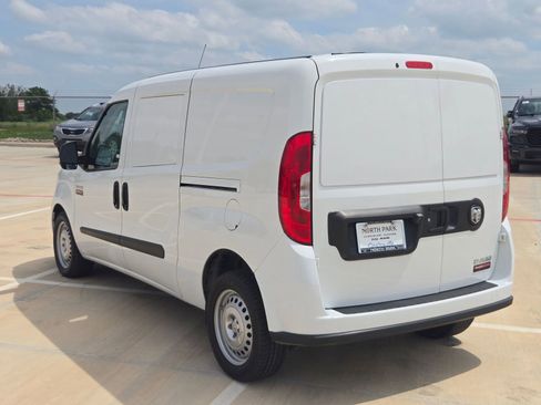 Used 2022 RAM ProMaster City Tradesman FWD image 5