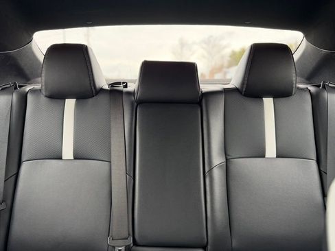 Used 2025 Toyota Camry SE image 25