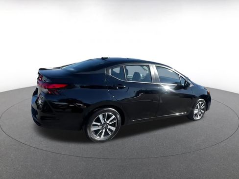 Used 2025 Nissan Versa SV image 15