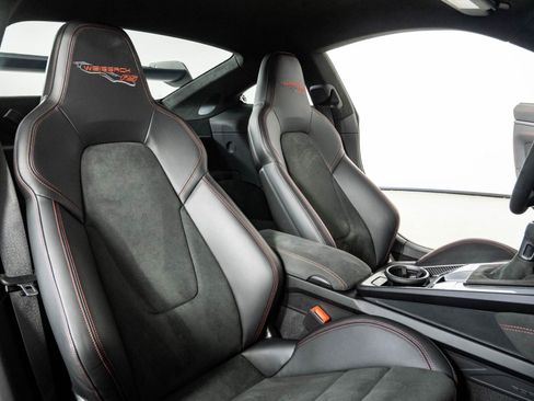 Certified 2025 Porsche 911 GT3 RS RWD image 18