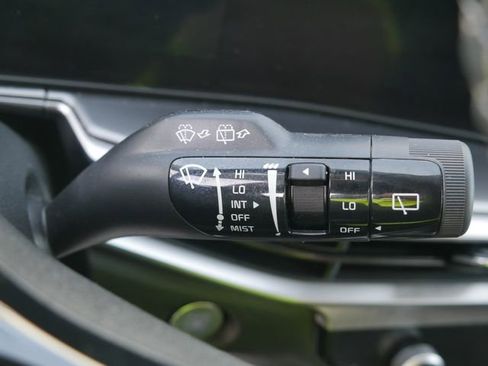 Used 2025 Kia Sorento S w/ Panoramic Sunroof Package FWD image 23