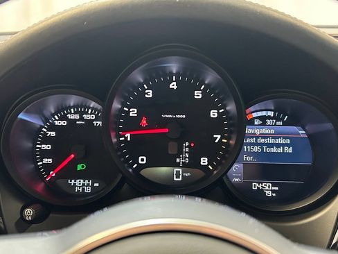 Certified 2021 Porsche Macan AWD/4WD image 14