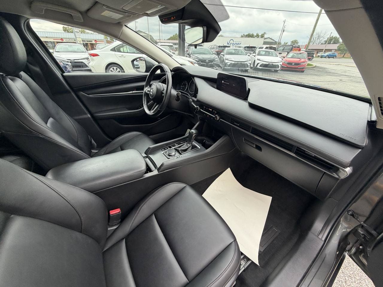 Used 2021 MAZDA MAZDA3 s FWD image 11
