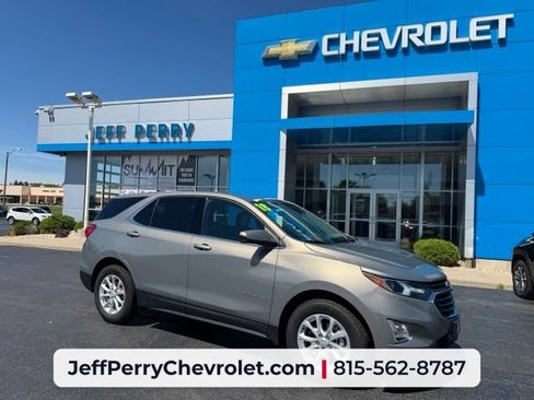 Used 2018 Chevrolet Equinox LT FWD image 1