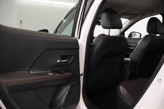 Certified 2025 Nissan Kicks SR AWD/4WD image 28