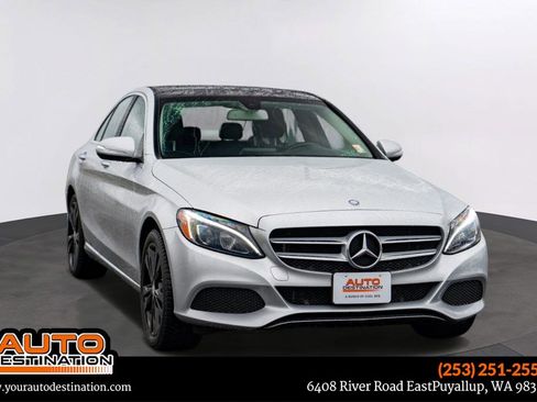 Used 2015 Mercedes-Benz C 300 4MATIC Sedan image 1