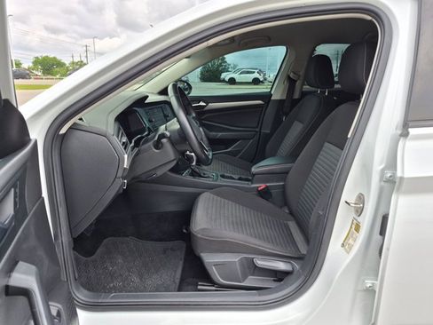 Used 2022 Volkswagen Jetta S FWD image 17