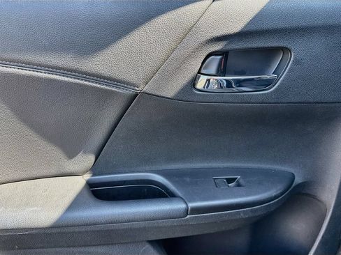 Used 2015 Honda Accord Sport image 22