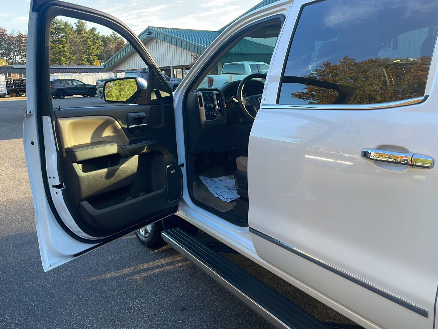 Used 2017 GMC Sierra 1500 Denali w/ Denali Ultimate Package AWD/4WD image 46