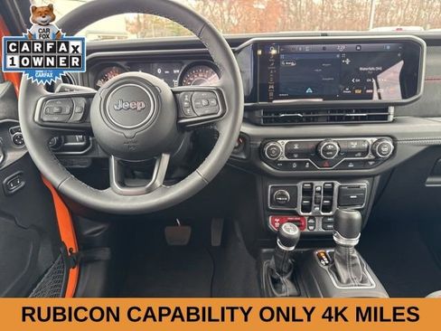 Used 2025 Jeep Gladiator Rubicon w/ Technology Group image 28