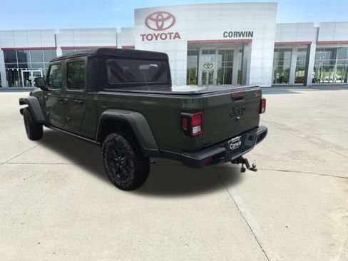 Used 2021 Jeep Gladiator Sport AWD/4WD image 13