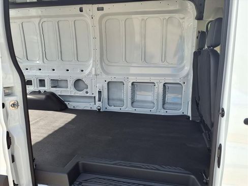 New 2026 Ford Transit 250 148 High Roof RWD image 20