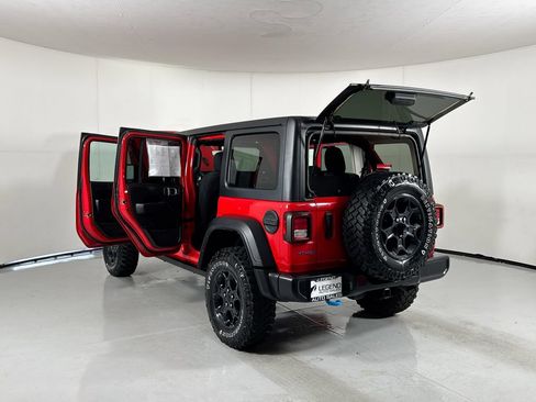 Used 2023 Jeep Wrangler Unlimited AWD/4WD image 24