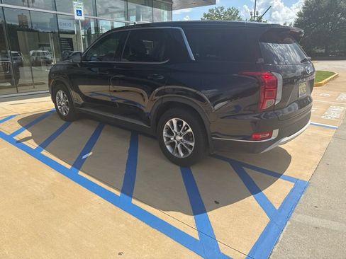 Used 2021 Hyundai Palisade SE w/ Cargo Package FWD image 3