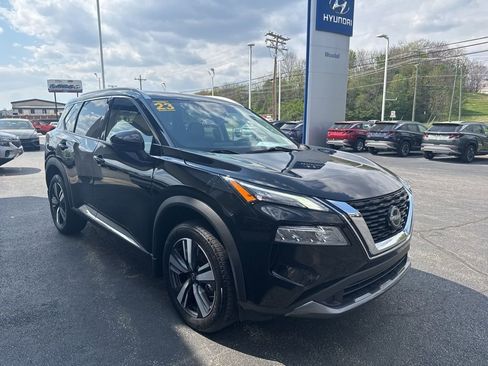 Used 2023 Nissan Rogue SL image 4