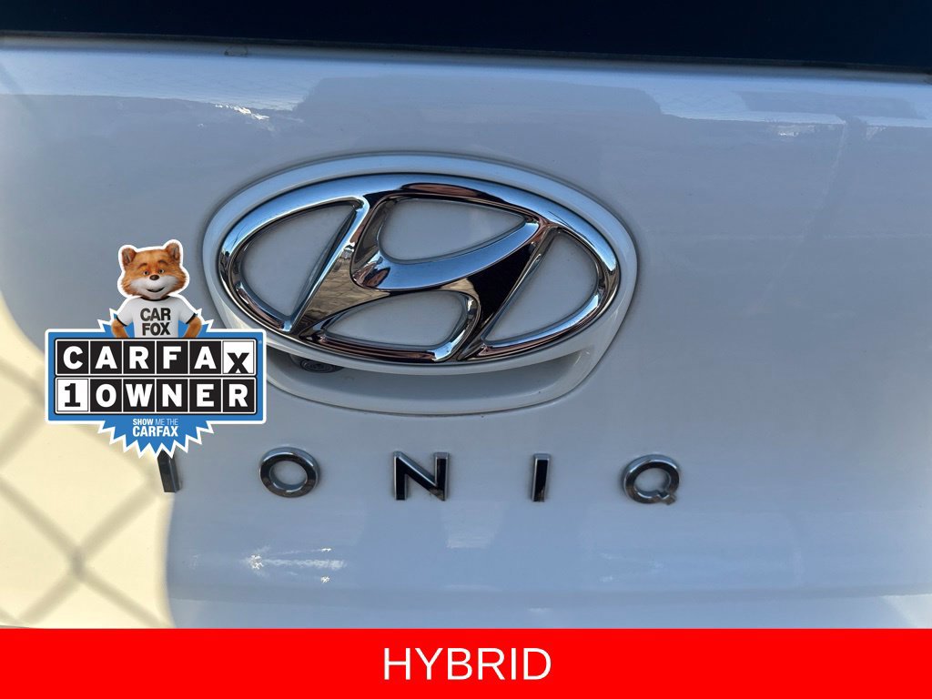 Used 2017 Hyundai Ioniq SEL w/ Tech Package 02 FWD image 9