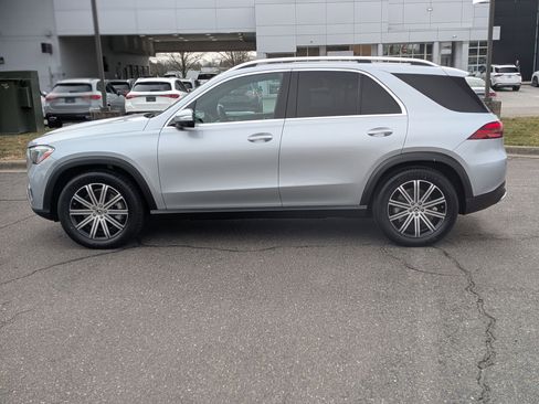 Certified 2025 Mercedes-Benz GLE 450 4MATIC image 6