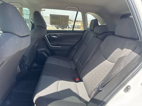 Used 2023 Toyota RAV4 AWD Hybrid image 10