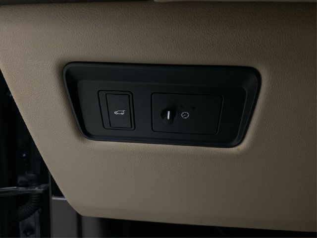 Used 2016 Land Rover Range Rover Sport HSE AWD/4WD image 24