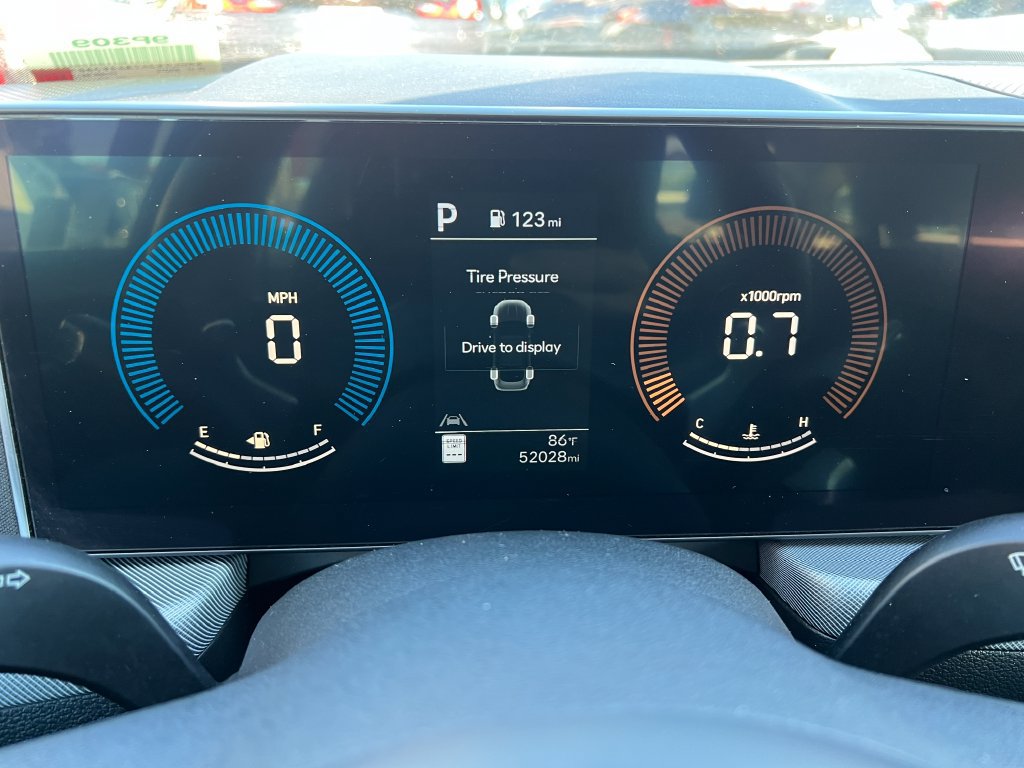 Used 2025 Hyundai Sonata SEL FWD image 23