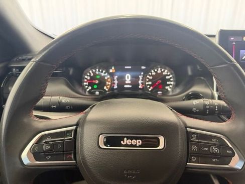 Used 2024 Jeep Compass Trailhawk AWD/4WD image 6