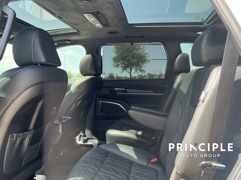 Used 2025 Kia Telluride SX Prestige X-Line AWD/4WD image 29