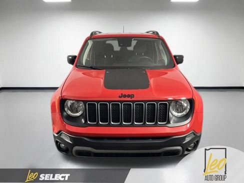 Used 2023 Jeep Renegade Latitude AWD/4WD image 7
