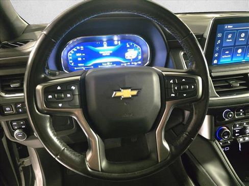 Used 2022 Chevrolet Suburban LT AWD/4WD image 20
