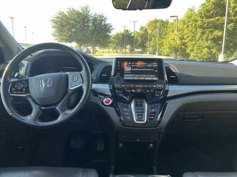 Used 2018 Honda Odyssey Elite image 27