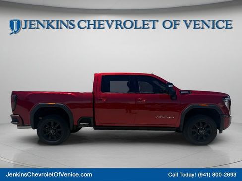 Used 2024 GMC Sierra 2500 AT4 w/ AT4 Premium Plus Package AWD/4WD image 3