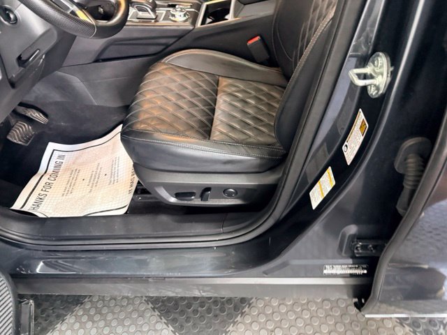 Used 2025 Mitsubishi Outlander 4WD Plug-In Hybrid image 16