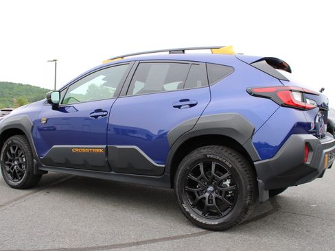 Used 2025 Subaru Crosstrek 2.5i Wilderness AWD/4WD image 12