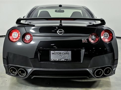 Used 2014 Nissan GT-R Track Edition AWD/4WD image 8