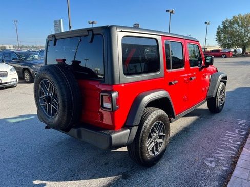 Certified 2025 Jeep Wrangler Sport S image 6