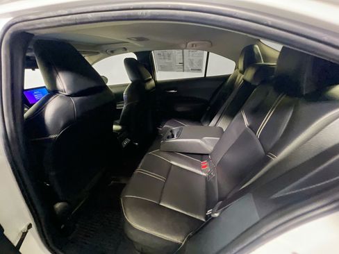 Used 2024 Toyota Corolla XLE FWD image 28