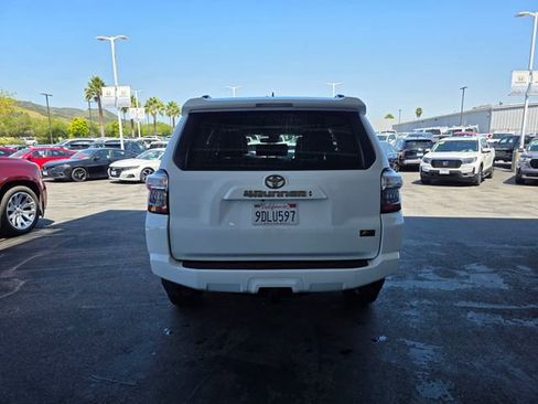 Used 2023 Toyota 4Runner 40th Anniversary SE AWD/4WD image 11