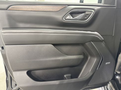 Used 2023 Chevrolet Tahoe High Country image 14