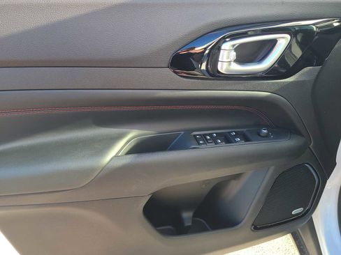 New 2024 Jeep Compass Trailhawk w/ Sun and Sound Group image 21