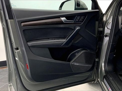 Certified 2023 Audi Q5 2.0T Premium Plus w/ Premium Plus Package image 23