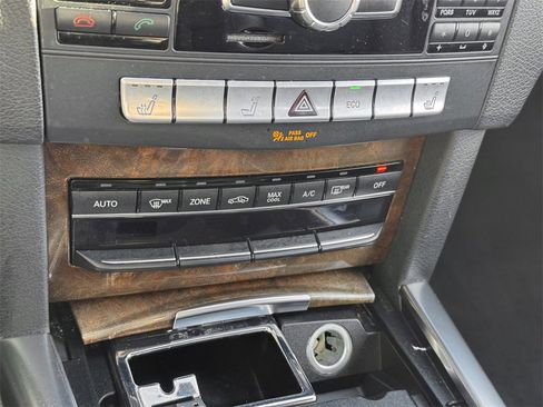 Used 2014 Mercedes-Benz E 350 4MATIC Wagon w/ Premium 1 Package image 24